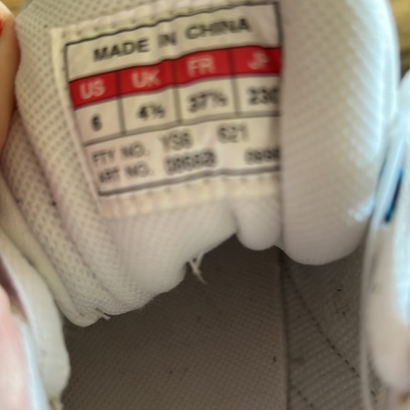 Womens Adidas Galaxy shoes - Picture 7 of 8